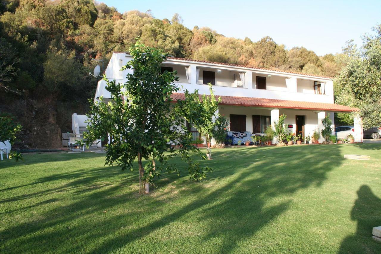 Guesthouse Casavasco Chia Exterior photo