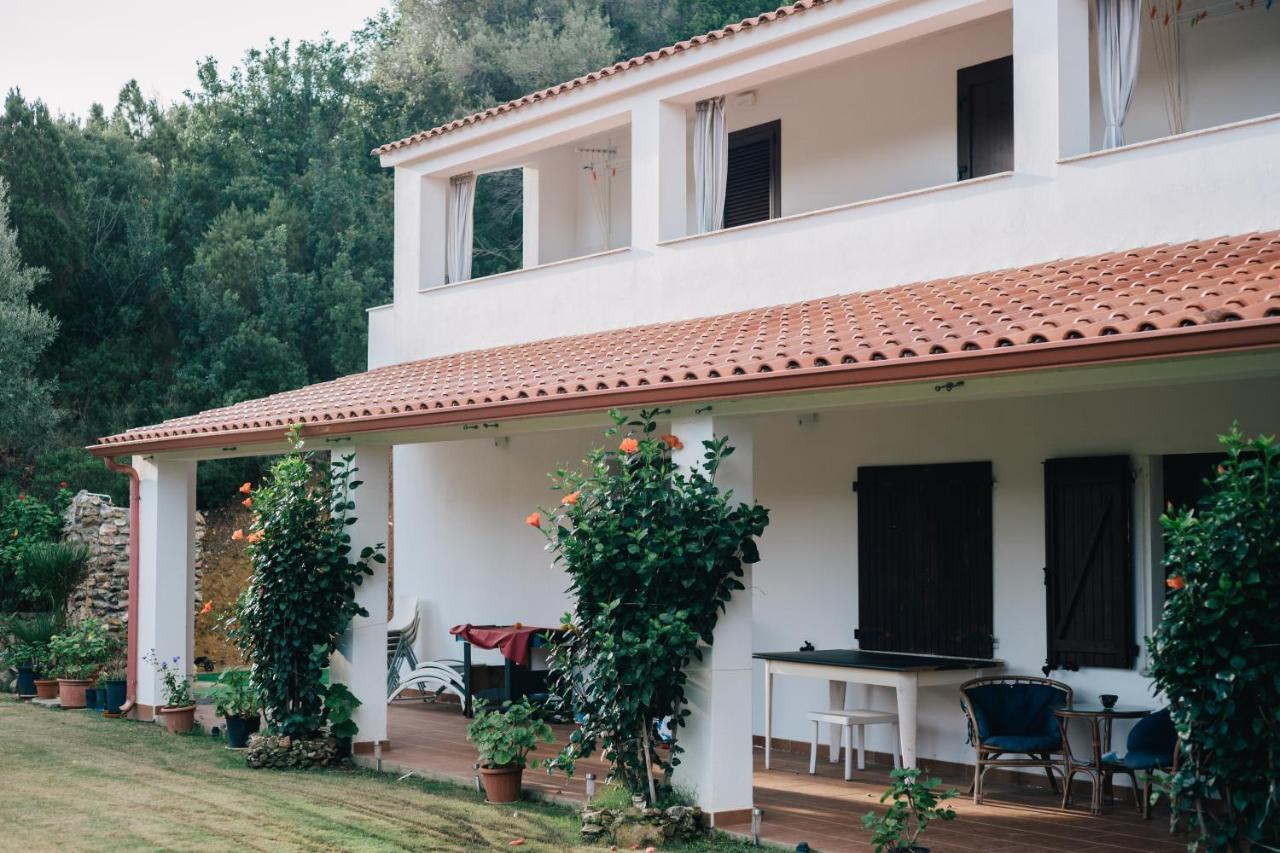 Guesthouse Casavasco Chia Exterior photo